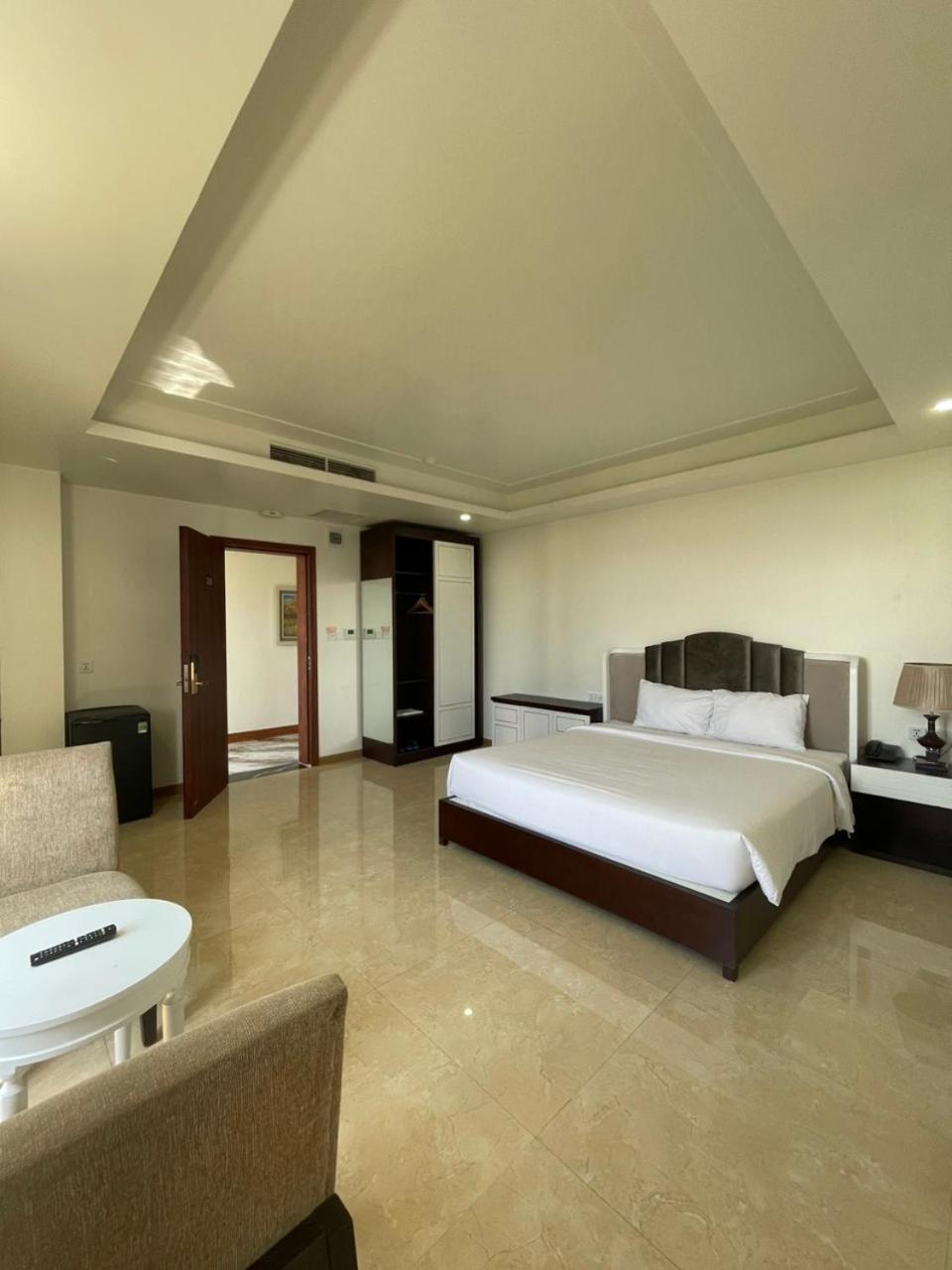 Lotus & Aparthotel